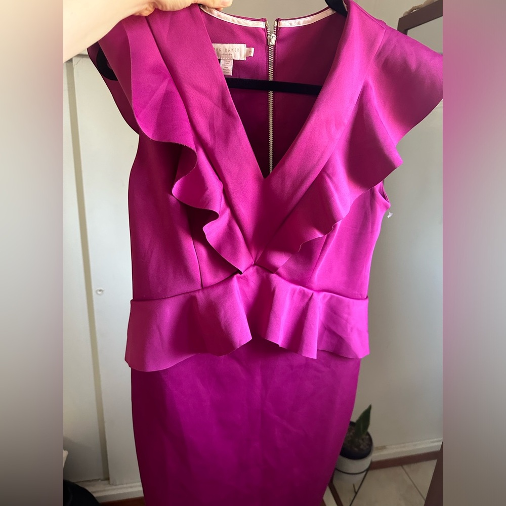 CLEARANCE Ted baker Alair rufffle v neck scuba dress FINAL PRICE - Picture 5 of 13